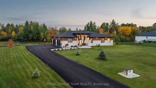 60 Synergy Way, Kanata, ON, K2W0K3 | Card Image