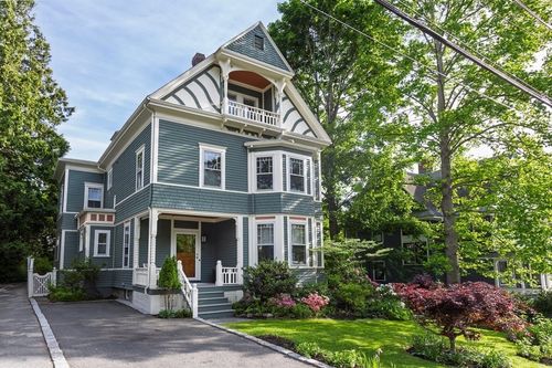 22 Regent St., Newton, MA, 02465 | Card Image