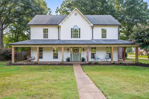 300 Rutledge St, Collierville, TN, 38017-2412 | Card Image