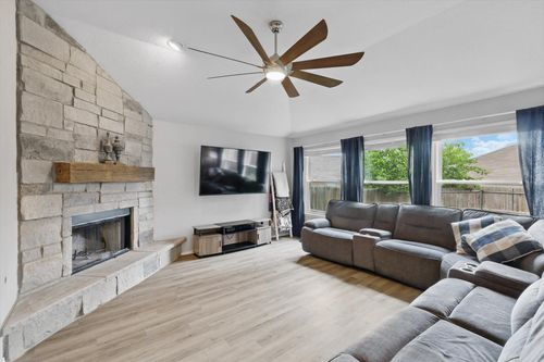 713 Bridle Trl, Saginaw, TX, 76179-0915 | Card Image