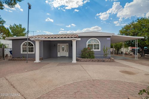 3133 N Iroquois Avenue, Tucson, AZ, 85705 | Card Image