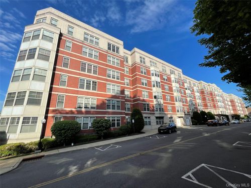 716-300 Mamaroneck Ave, White Plains, NY, 10605-6415 | Card Image
