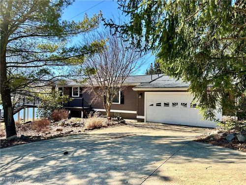 47313 Tomahawk Dr, Negley, OH, 44441-9743 | Card Image