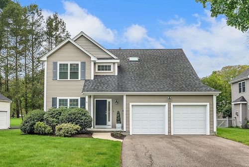 17 Russell Rd, Framingham, MA, 01702 | Card Image