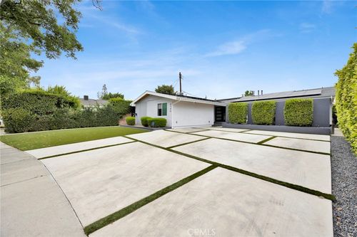 8746 Ruffner, Northridge, CA, 91343 | Card Image