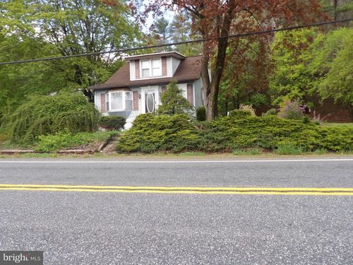150 Suedberg Rd, Pine Grove, PA, 17963-9795 | Card Image