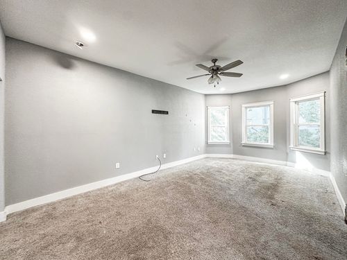106 S Cedar St, Abilene, KS, 67410-3066 | Card Image