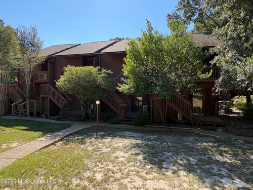 d-225 Lakeside Villa, Diamondhead, MS, 39525-3705 | Card Image