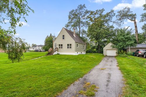 5626 Massachusetts St, Merrillville, IN, 46410-1638 | Card Image
