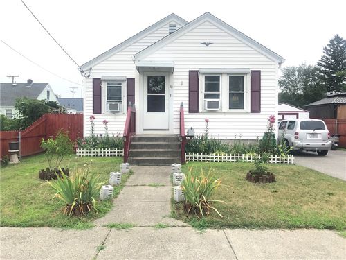 16 Edgemere Rd, Pawtucket, RI, 02861-3516 | Card Image