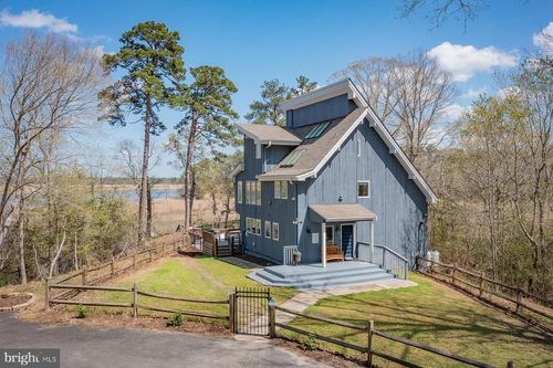 1924 Custis Millpond Rd, WEST POINT, VA, 23181-3206 | Card Image