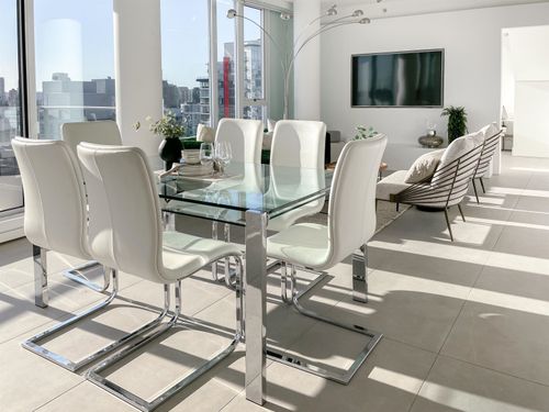 3703-689 Abbott St, Vancouver, BC, V6B0J2 | Card Image