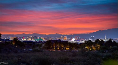 33 Hassayampa Trl, Henderson, NV, 89052-6668 | Card Image