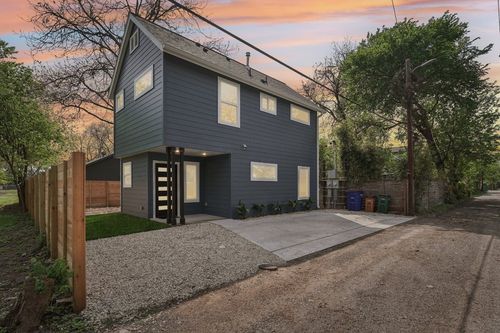 b-2312 Canterbury St, Austin, TX, 78702-5617 | Card Image