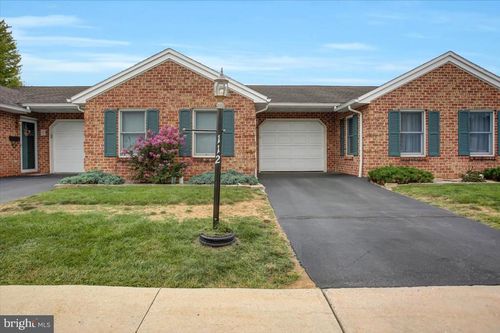 112 Lurgan Ave, SHIPPENSBURG, PA, 17257-1624 | Card Image