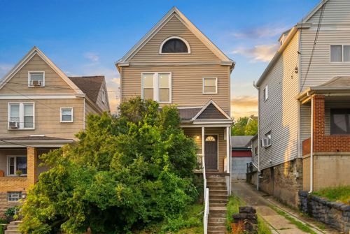 3908 Winterburn Avenue, Greenfield, PA, 15207 | Card Image