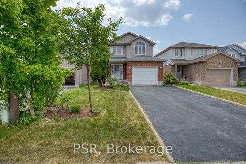 578 Chesapeake Cres, Waterloo, ON, N2K4G2 | Card Image