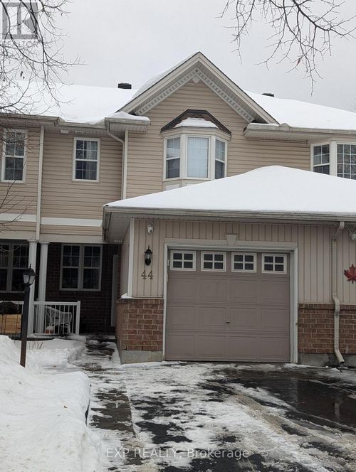 44 Tobermory Cres, Kanata, ON, K2K3M4 | Card Image