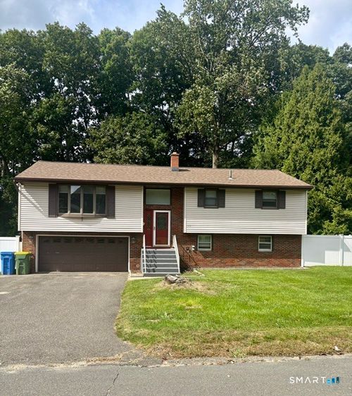 129 Oldham Ave, Waterbury, CT, 06705-3059 | Card Image