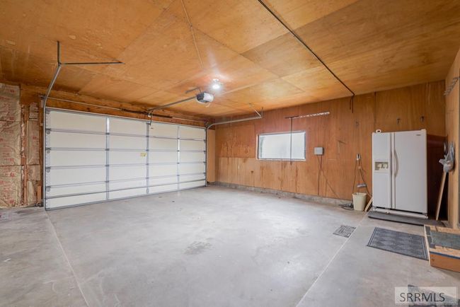 147 N 3900 E, House other with 6 bedrooms, 3 bathrooms and 2 parking in Rigby ID | Image 36