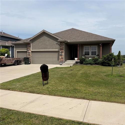 4904 N 126th St, Kansas City, KS, 66109-5121 | Card Image