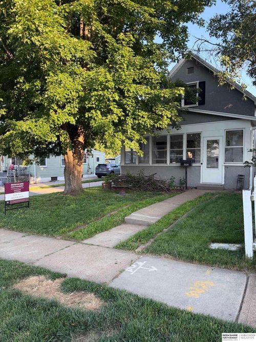 3639 Hascall St, Omaha, NE, 68105-3923 | Card Image