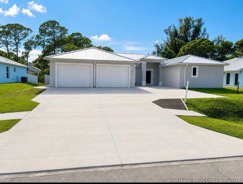 5913 Seagrape Dr, Fort Pierce, FL, 34982-3265 | Card Image