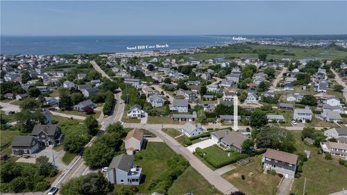 9 Dudley Dr, Narragansett, RI, 02882-6018 | Card Image