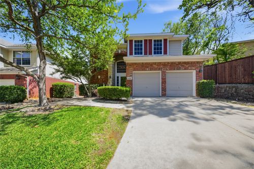 4100 Parkview Ct, Bedford, TX, 76021-3047 | Card Image