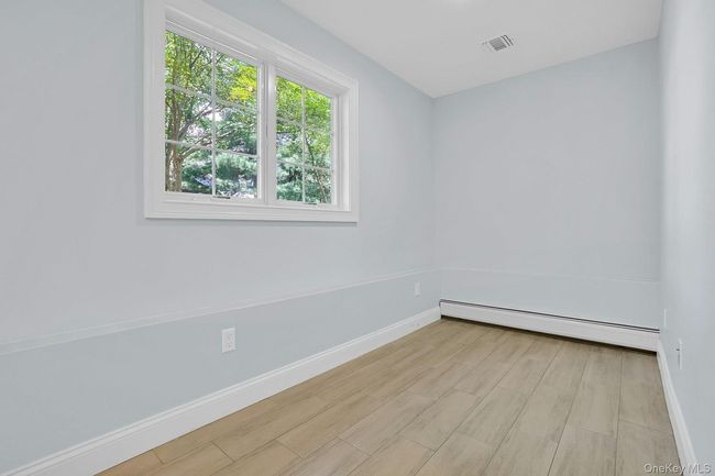 Third bedroom on the lower floor | Image 23