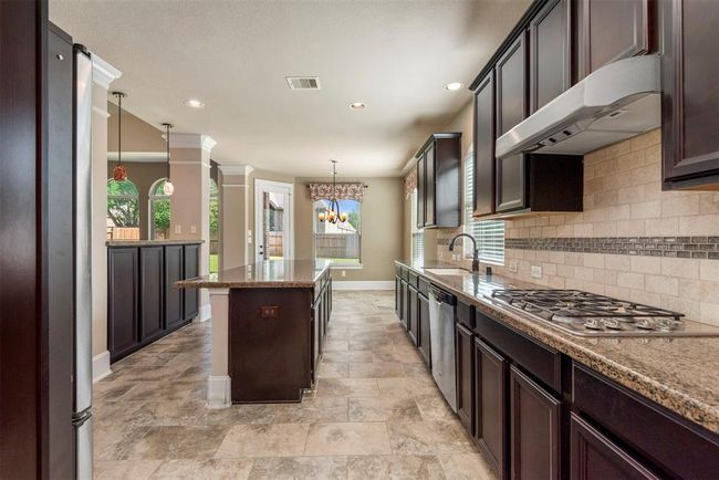 Look at all the counter space the chef of the home will enjoy. | Image 16