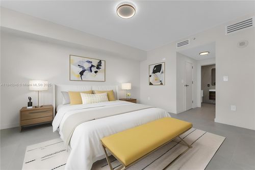 apt-735-140 S Dixie Hwy, Hollywood, FL, 33020-7325 | Card Image