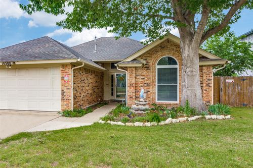 10508 Maria Dr, Fort Worth, TX, 76108-4682 | Card Image