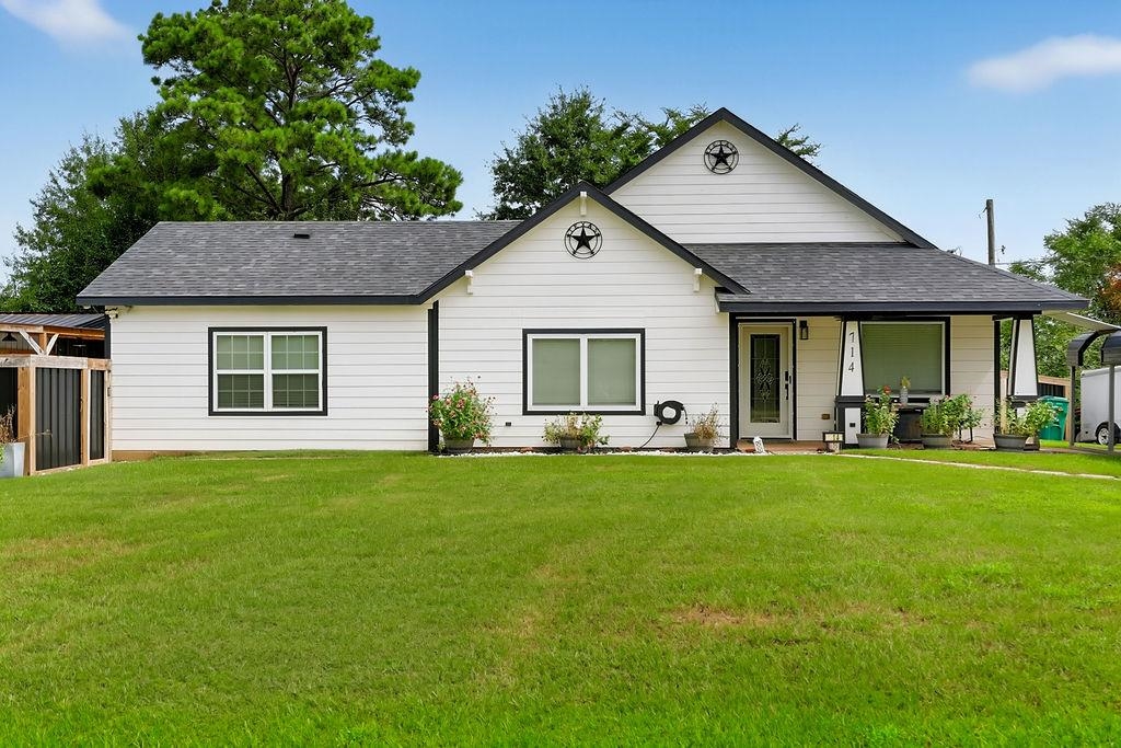 Residential in Hughes Springs 3