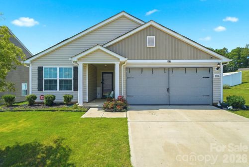 3306 Brighton Dr, Gastonia, NC, 28052-0024 | Card Image