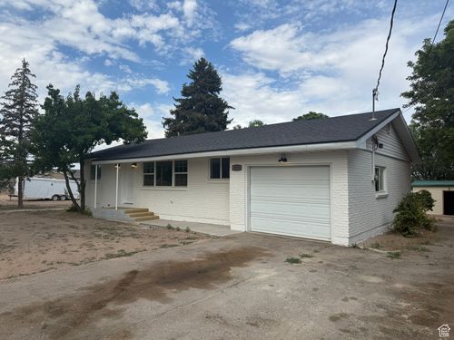 1015 S 1500 W, Vernal, UT, 84078-4622 | Card Image
