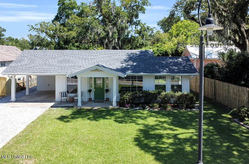 503 N 2nd St, Bay Saint Louis, MS, 39520-4618 | Card Image