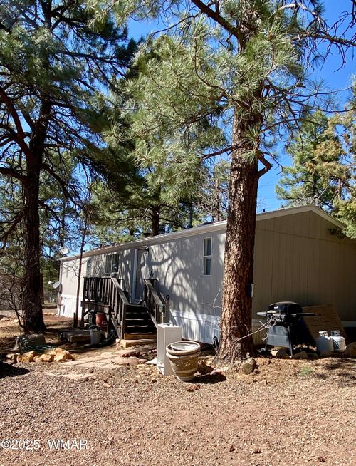 640 S Clark Rd, Show Low, AZ, 85901-5607 | Card Image