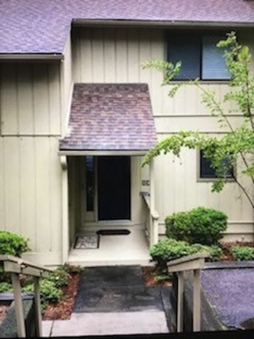 104 Harbor Lights Dr, Salem, SC, 29676-4416 | Card Image