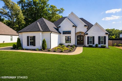 30 Westcott Cv, Jackson, TN, 38305-1828 | Card Image
