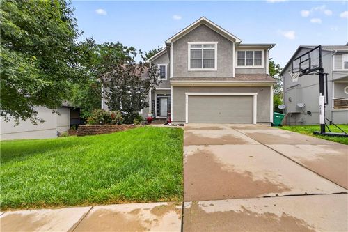11020 Augusta Dr, Kansas City, KS, 66109-5035 | Card Image