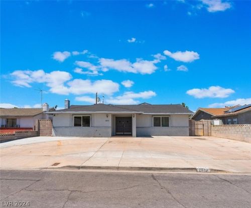 2012 Mariposa Avenue, Las Vegas, NV, 89104 | Card Image