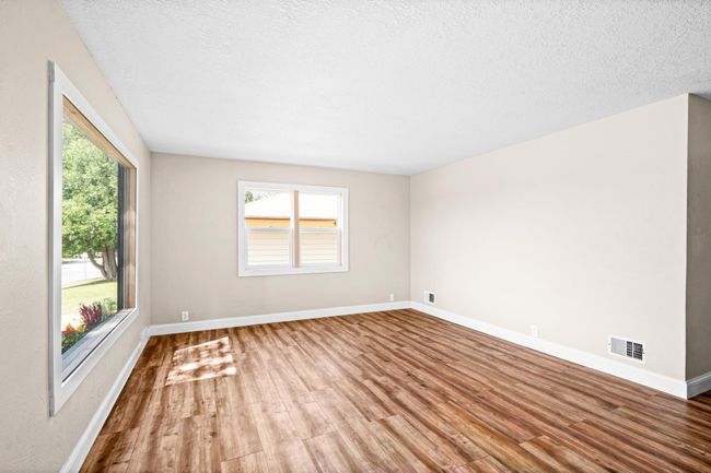 8thSt-Interior-6.jpg | Image 6