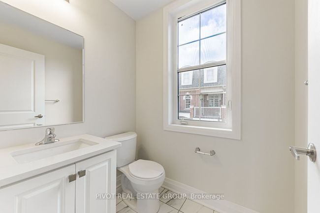 21 Kennisis Way, House attached with 3 bedrooms, 3 bathrooms and 1 parking in Vaughan ON | Image 12