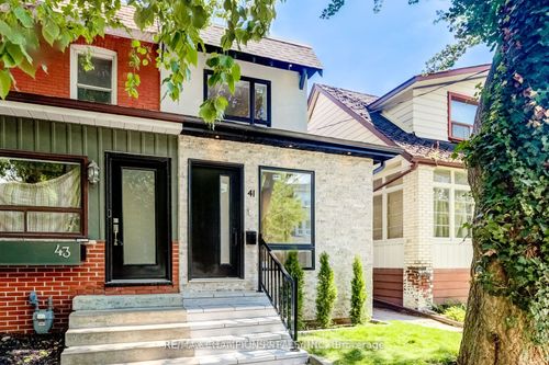 bsmt-41 Caroline Ave, Toronto, ON, M4M2X6 | Card Image