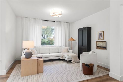 147 Blazing Star Dr, Georgetown, TX, 78633-4862 | Card Image