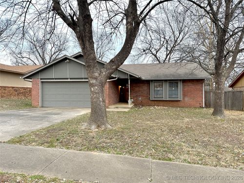 4609 Date Ave, Broken Arrow, OK, 74011-3424 | Card Image