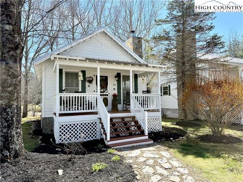 14 Fish Camp Cir, Newland, NC, 28657-7389 | Card Image