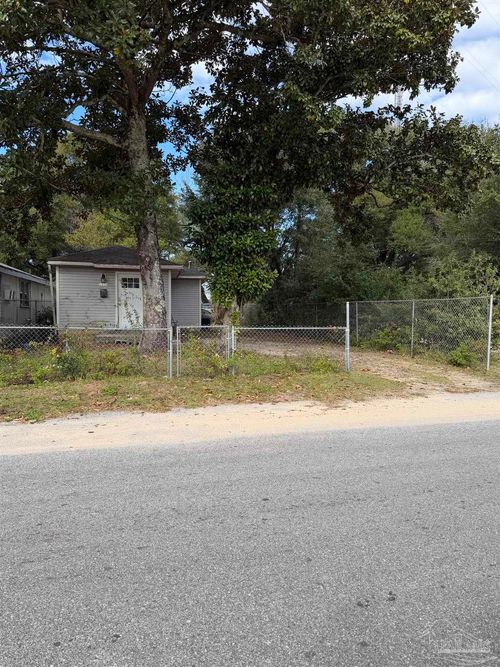 1314 W Saint Joseph Ave, Pensacola, FL, 32501-1239 | Card Image