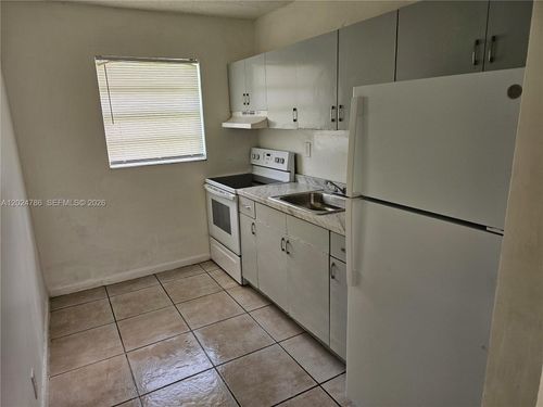 1-2451 Nw 8th Pl, Fort Lauderdale, FL, 33311-6737 | Card Image